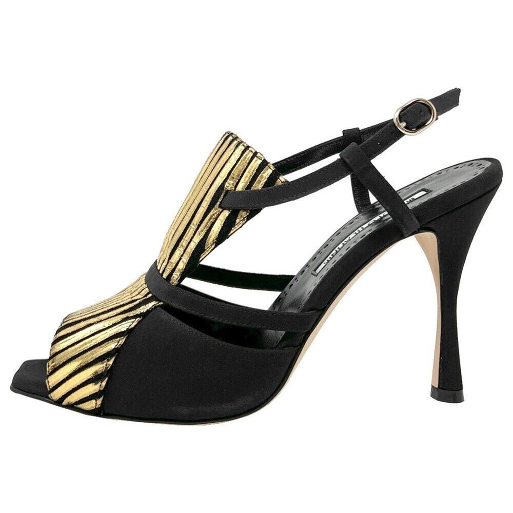 Manolo‎ Blahnik Black & Gold Peep Toe Sandals – Size 37